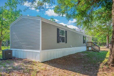 246 Rainbow Dr, Crestview, FL 32539 - photo 4