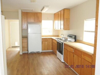 2008 Eberlein Ave, Klamath Falls, OR 97601 - photo 6