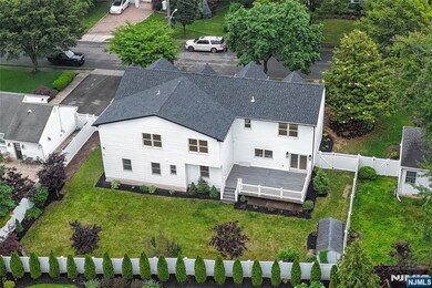 415 Bailey Rd, Paramus, NJ 07652 - photo 3