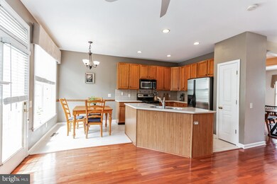 32 Charter Oak Ct unit 702, Doylestown, PA 18901 - photo 5