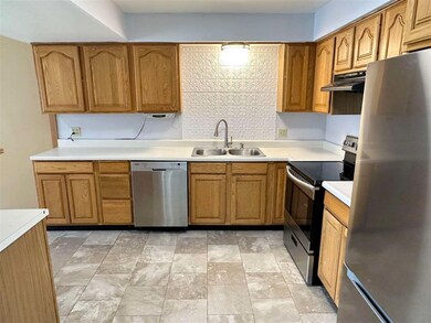 2037 E Springhill Dr, Terre Haute, IN 47802 - photo 3