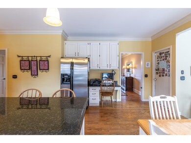 1042 Kristin Ct, Batavia, IL 60510 - photo 7