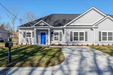 202 W Hall St, Thomson, GA 30824 - photo 6