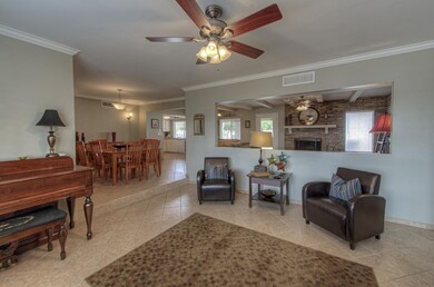 003_Living ~ Dining ~ Family Room