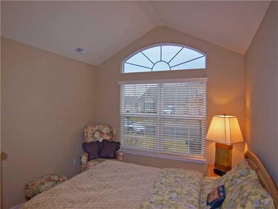 12720 Whisper Way unit 17B, Fishers, IN 46037 - photo 7