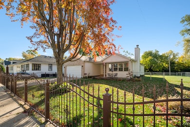 602 Norton Ave, Joliet, IL 60432 - photo 3