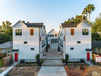 902 Martin St unit B, Houston, TX 77018 - photo 2