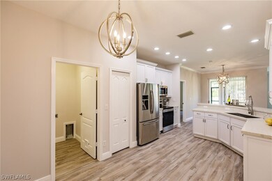 Kitchen & Breakfast Nook