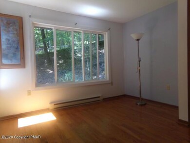 131 Swallow Ct, Bushkill, PA 18324 - photo 7