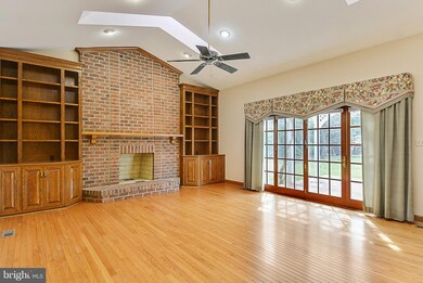 6611 Hunter Trail Way, Frederick, MD 21702 - photo 6