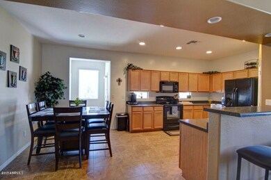 3 kitchen & dining