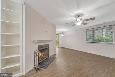 405A Cypress Point Cir unit 405A, Mount Laurel, NJ 08054 - photo 5