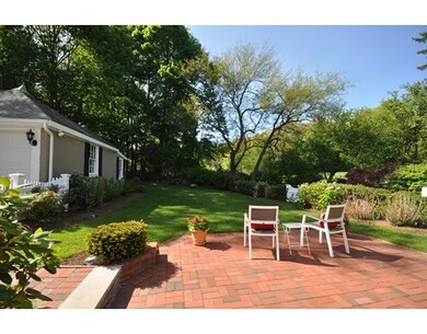 141 Jason St, Arlington, MA 02476 - photo 4