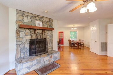 6220 Dawn Dr, Hurdle Mills, NC 27541 - photo 7
