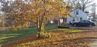 129 Green Rd, Woodstock, CT 06281 - photo 2