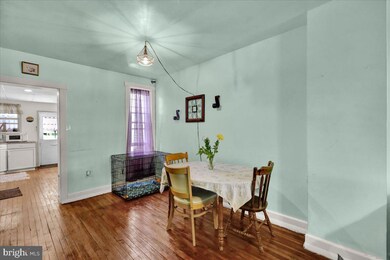 314 Summit Ave, West Reading, PA 19611 - photo 5