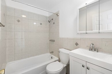 5 Oak St unit 5, Weehawken, NJ 07086 - photo 5