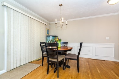 110 Smith St unit 2, Lowell, MA 01851 - photo 4