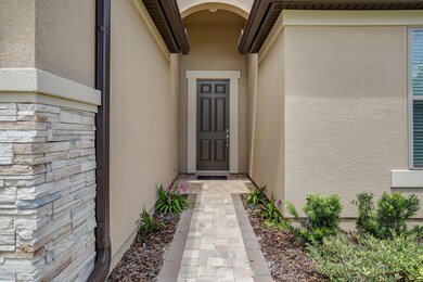 002_Entrance (1)