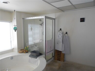 Showing Tub With Window Primary Bathroom