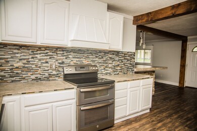 123 W Coal St, Bicknell, IN 47512 - photo 3