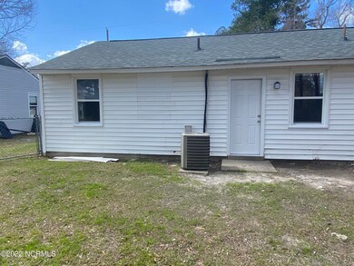 1112 Davis St, Jacksonville, NC 28540 - photo 6