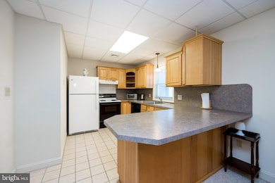 1000 Gravel Pike unit 3, Schwenksville, PA 19473 - photo 5