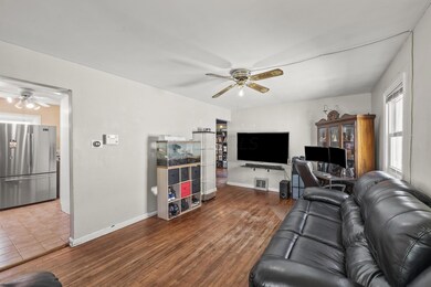 7_living room 02