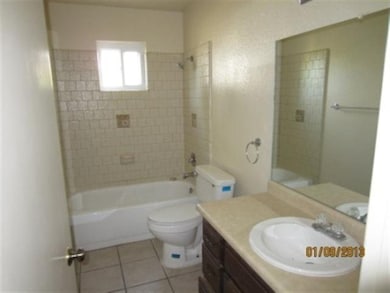 1047 S Brahma Ln, Yuma, AZ 85364 - photo 5