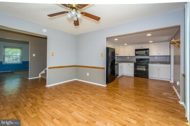 3311 Mont Clare Ln, Bowie, MD 20715 - photo 5