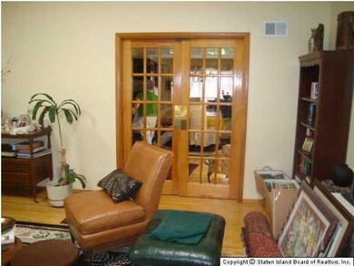 286 Holdridge Ave, Staten Island, NY 10312 - photo 4