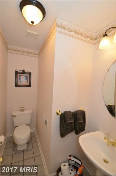 689 Budleigh Cir, Lutherville Timonium, MD 21093 - photo 4