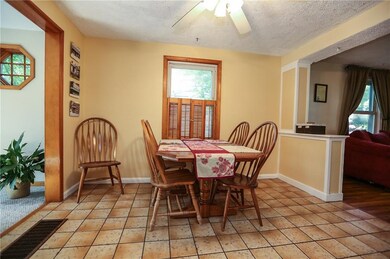 Kitchen - dining area
