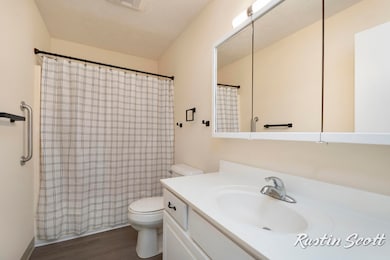 3746 Grape Ave NE, Grand Rapids, MI 49525 - photo 5