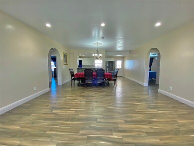 627 County Road 296a, Alvin, TX 77511 - photo 5