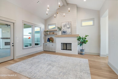 202 Alexander Palm Way-3