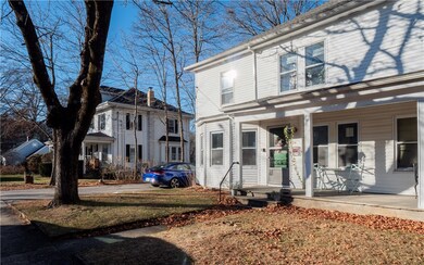 31 Sunset Ave unit 1D, West Warwick, RI 02893 - photo 2