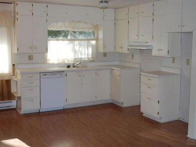 2851 SW Timber Ave, Redmond, OR 97756 - photo 4