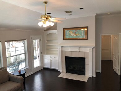 406 Pine Creek Dr, Friendswood, TX 77546 - photo 6