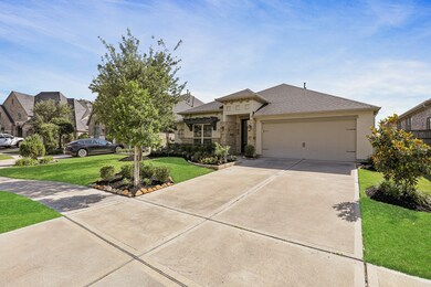 28107 Castle Park Ln, Fulshear, TX 77441 - photo 2