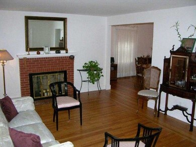 208 Chace Ave, Providence, RI 02906 - photo 3