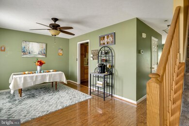 205 W Duck St, Front Royal, VA 22630 - photo 4