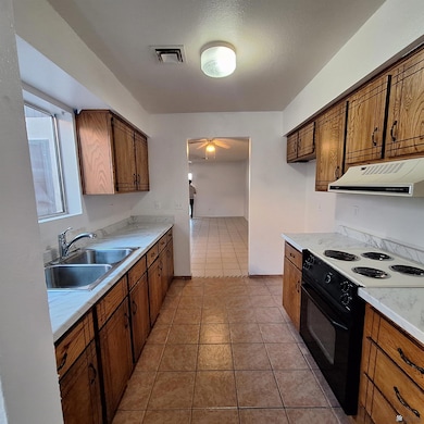 1469 W 15th St, Yuma, AZ 85364 - photo 7