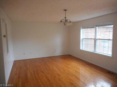 143 Rydel Ln, Statesville, NC 28625 - photo 2