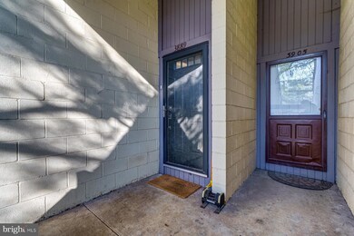 3889 El Camino Place unit 19, Alexandria, VA 22309 - photo 3