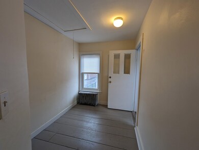 38 Franklin St unit 3, Claremont, NH 03743 - photo 3