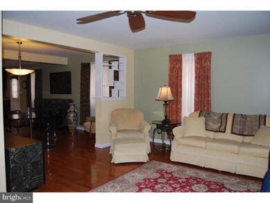 54 S Wyomissing Ave, Reading, PA 19607 - photo 2