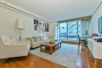 Ritz-Carlton Residences Tower 1 unit 810, Boston, MA 02111 - photo 4