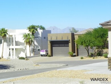 LOOKING TO RIGHT OF LOT