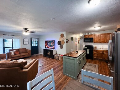 455 Back Valley Rd, Oliver Springs, TN 37840 - photo 7